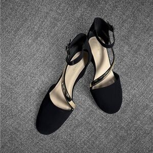 Black And Gold Strappy Closed Toe Heels